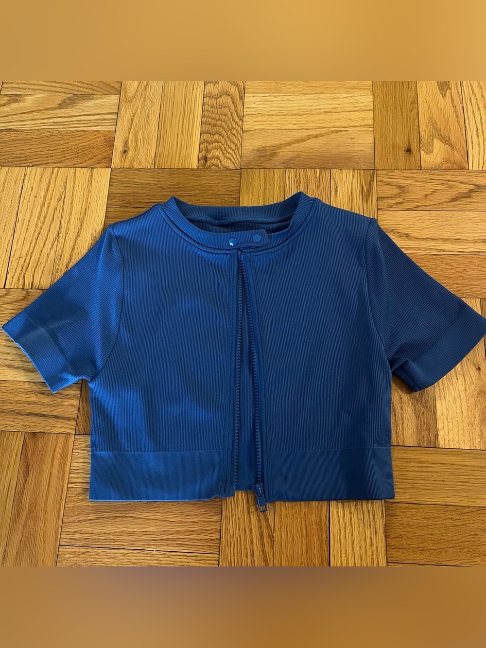 SET ACTIVE moto crop cobalt blue workout top Small